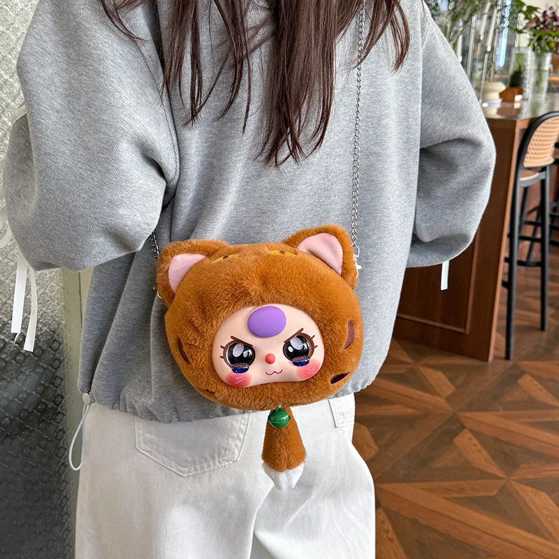 Cartoon Baby Three Plush Bag Lucky Cat Zipper Storage Messenger Bag Kawaii Cosplay Plush Crossbody Bag for Kids Birthday Gifts