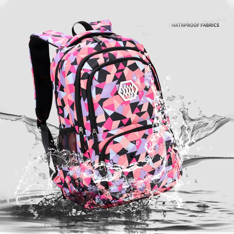 Wholesale Price Large Capacity Schoolbags Manufacturer Supply Geometric Printed Kids Primary School Backpack